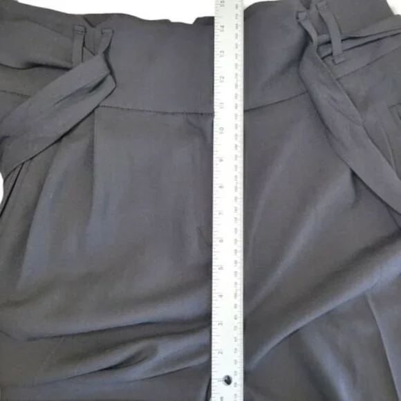 ANTHROPOLOGIE Leifsdottir Wide Leg High Rise pleated cuffed Pants Size 10 Black